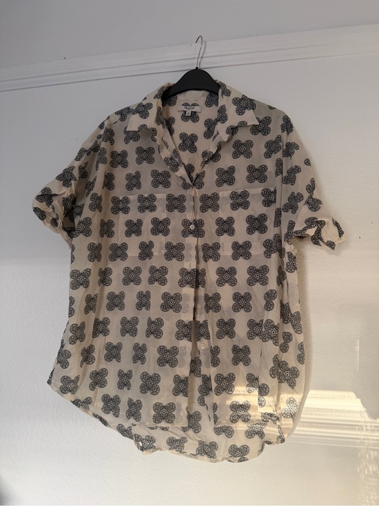 Madewell Tops - Madewell white cream black floral medallion print Short-Sleeve buttoned Shirt